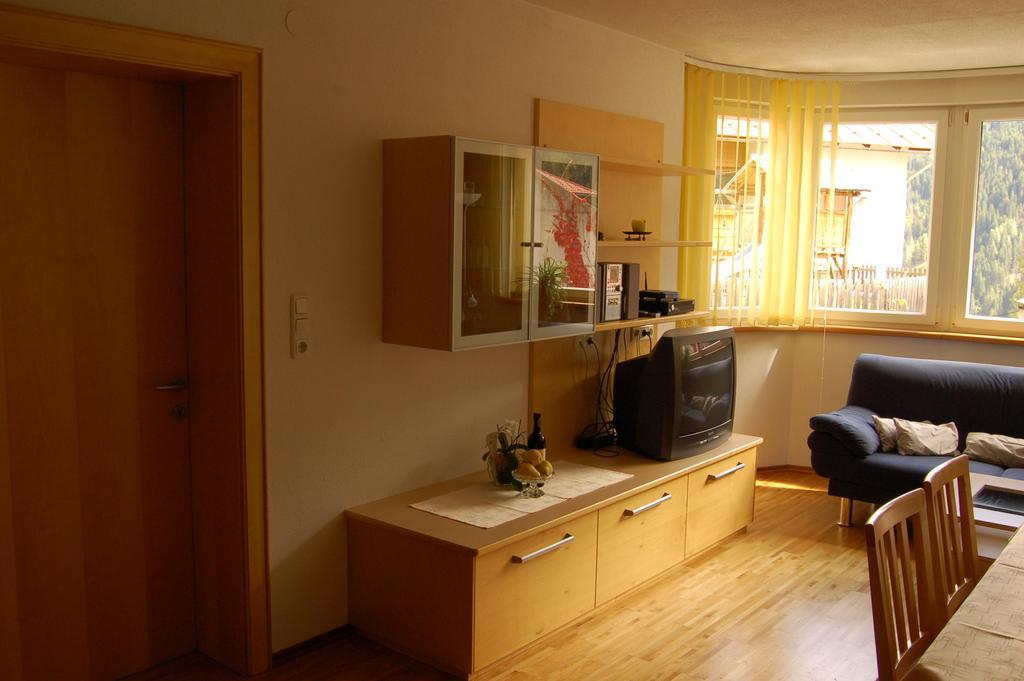 Siegele Irmgard Apartamento Kappl  Quarto foto